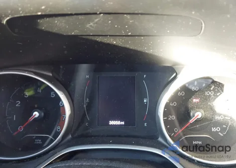 2018 Jeep Compass Latitude 4X4 из США, поврежденный, VIN 3C4NJDBB8JT176176